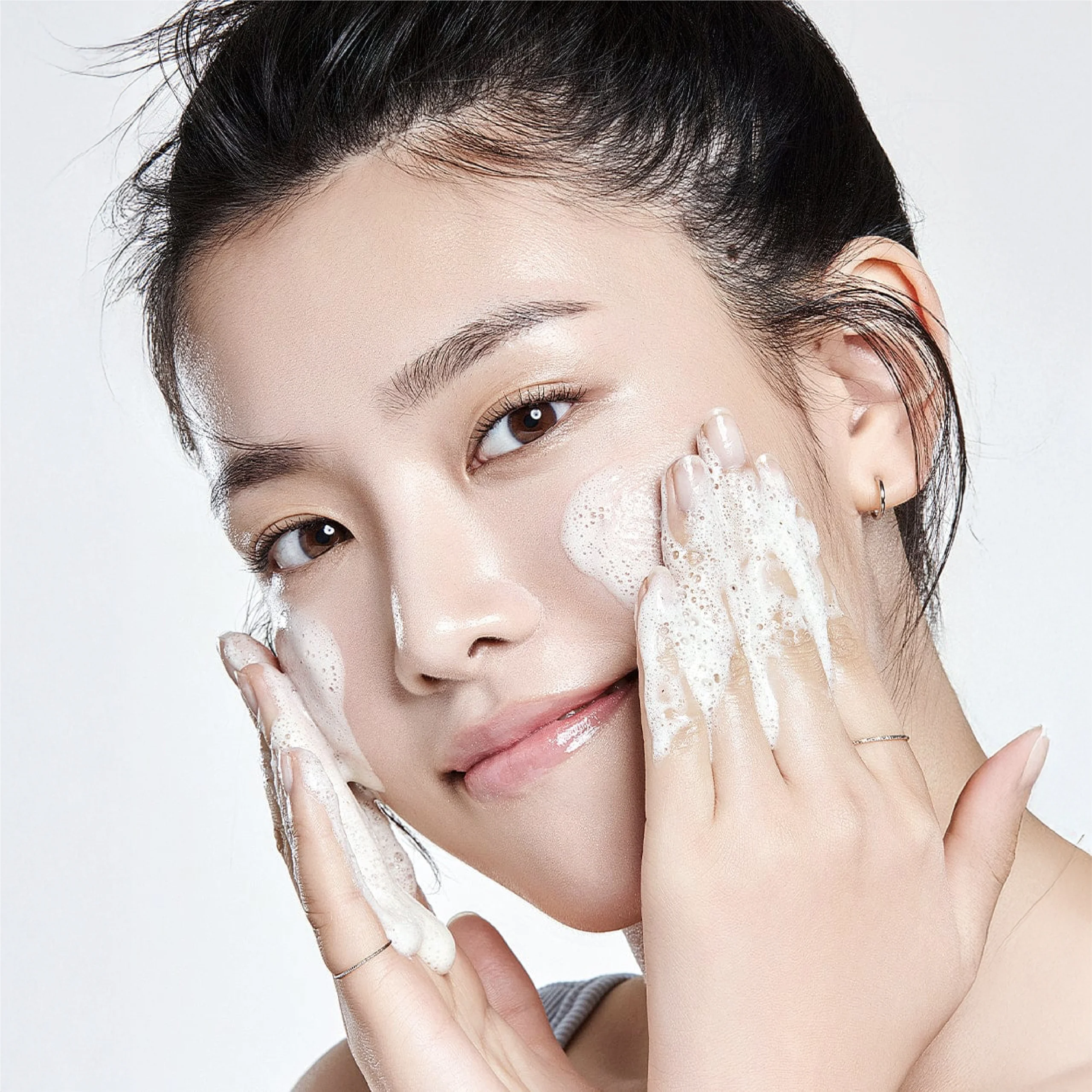 8 Hyaluronic Acid Hydrating Gentle Foaming Cleanser ANUA - Image 3