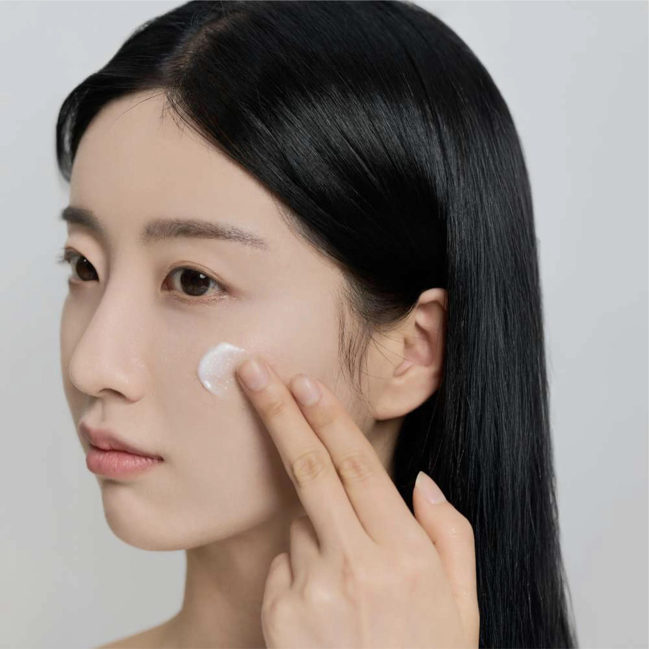 Madagascar Centella Tone Brightening Capsule Cream SKIN1004 - Image 3