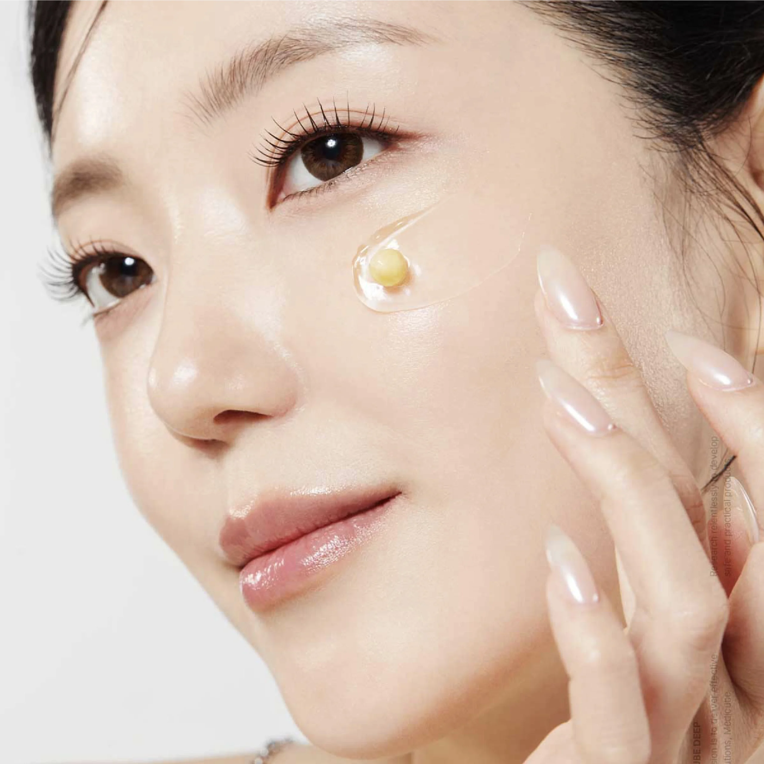 Deep Vita C Capsule Cream MEDICUBE - Image 3