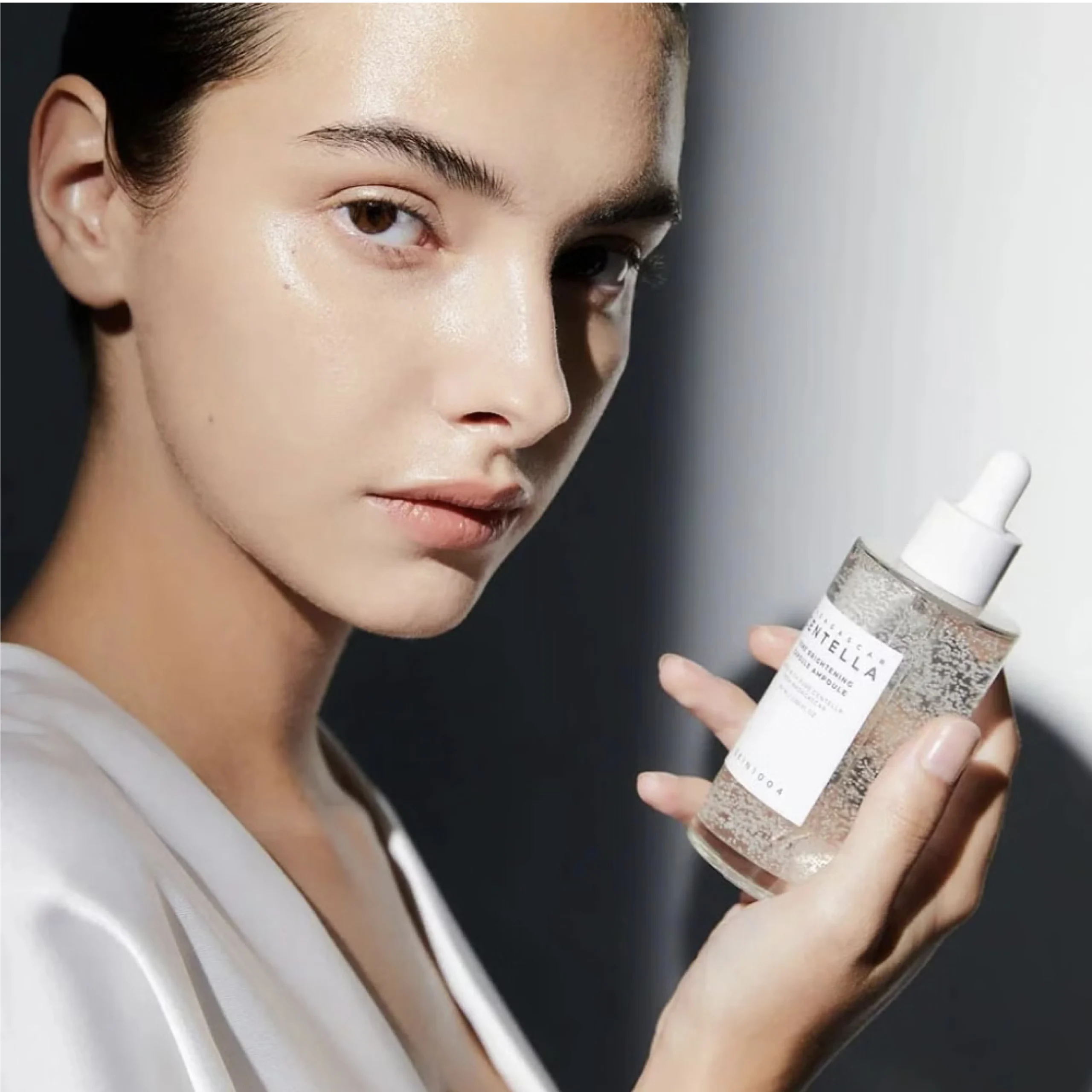 Madagascar Centella Tone Brightening Capsule Ampoule SKIN1004 - Image 3