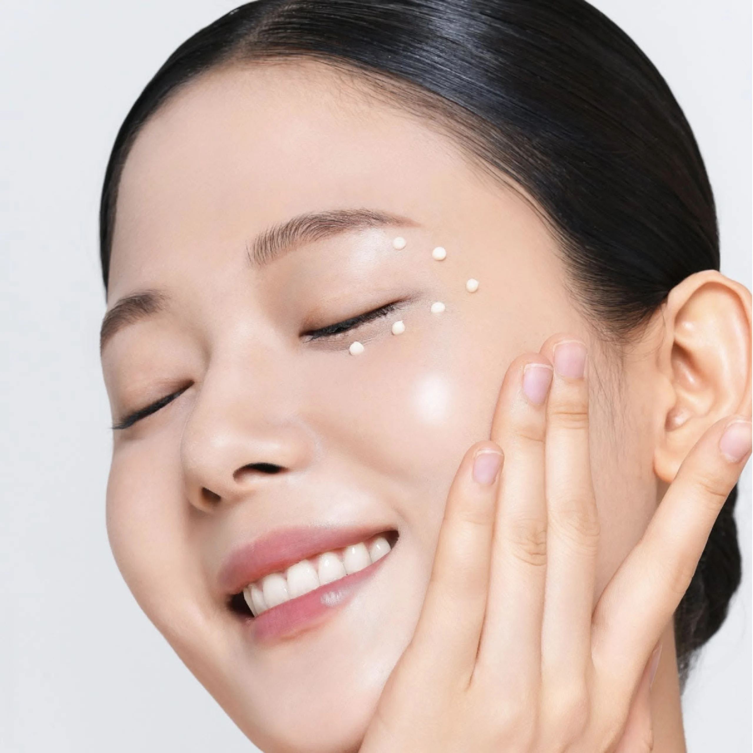Tranexamic Acid+ Glutathione Eye Cream MARY&MAY - Image 3
