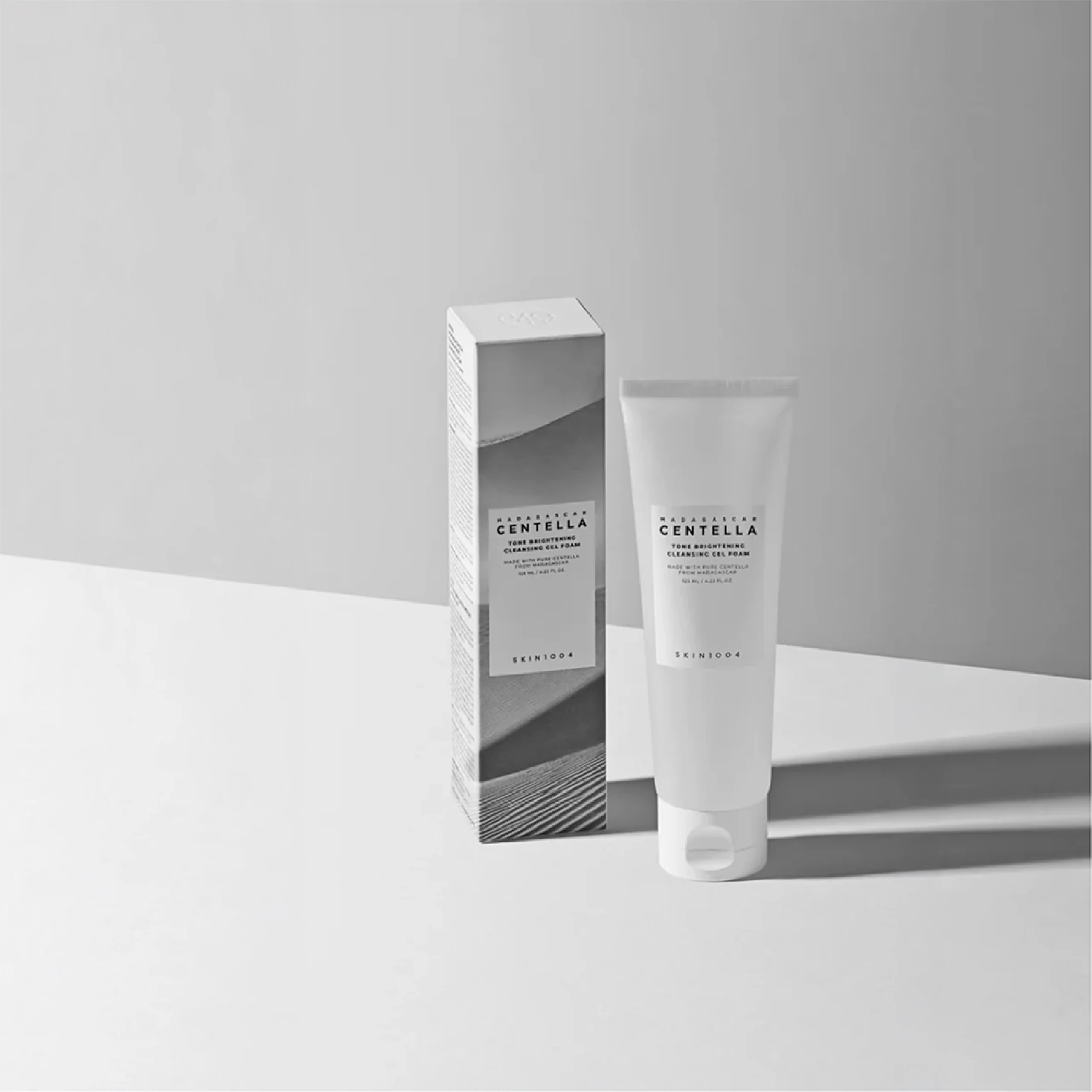 Madagascar Centella Tone Brightening Cleansing Gel Foam SKIN1004 - Image 2